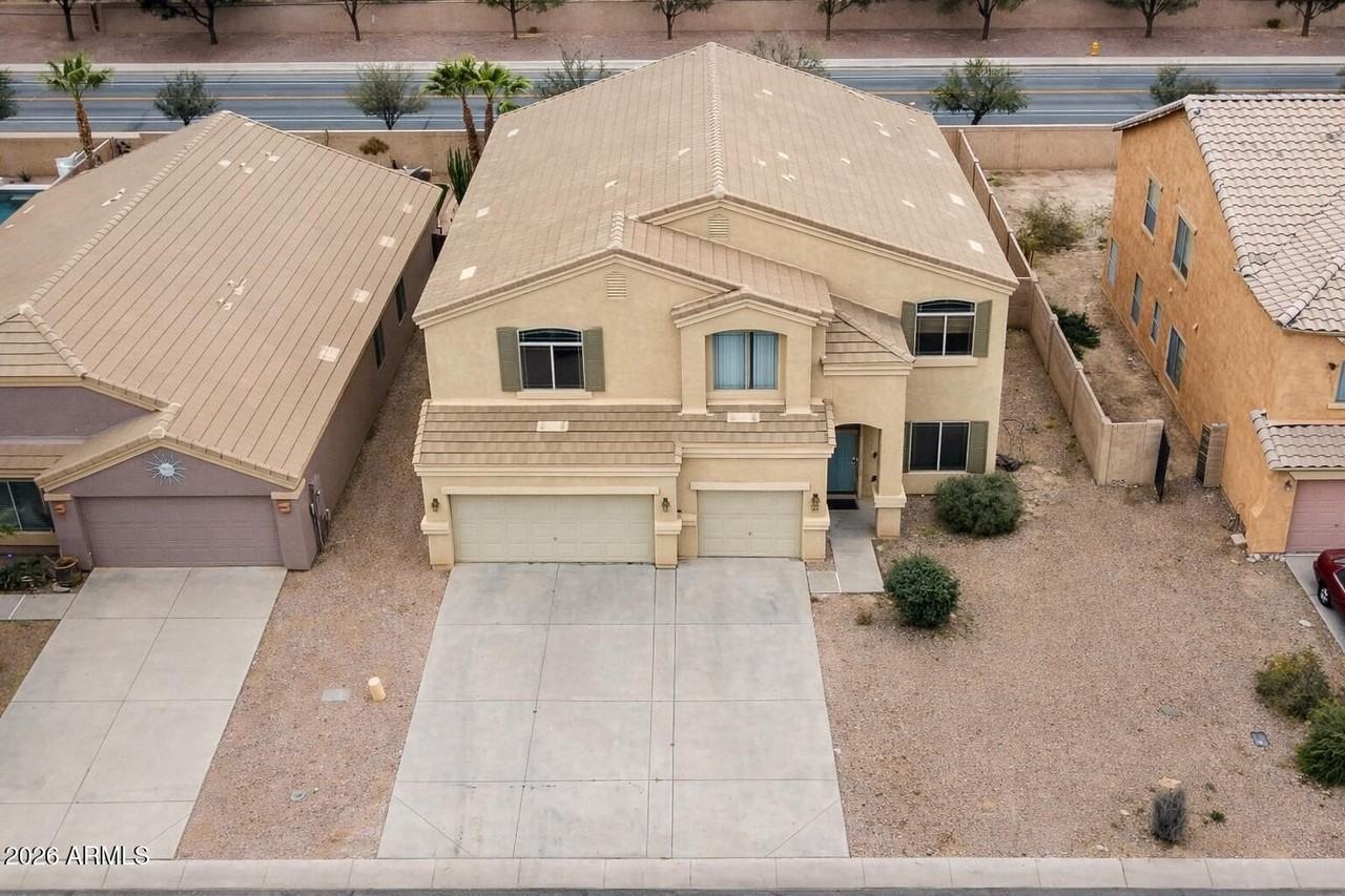 19396 N Lousandra Dr