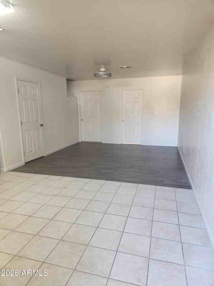 2531 W Morten Ave #1 - Photo 6 of 32