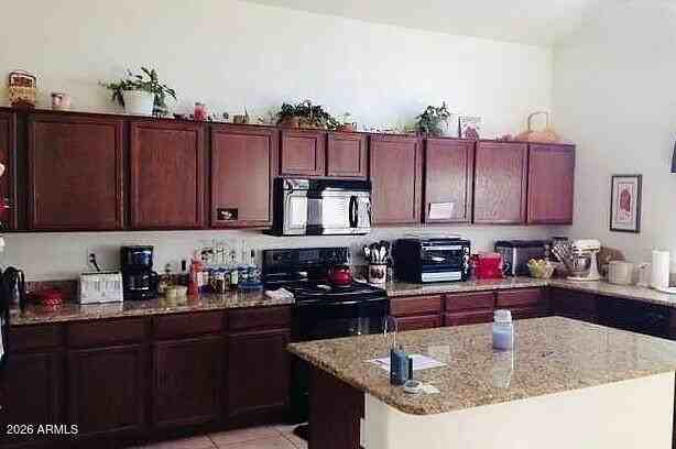 1733 E Primera Dr - Photo 2 of 9