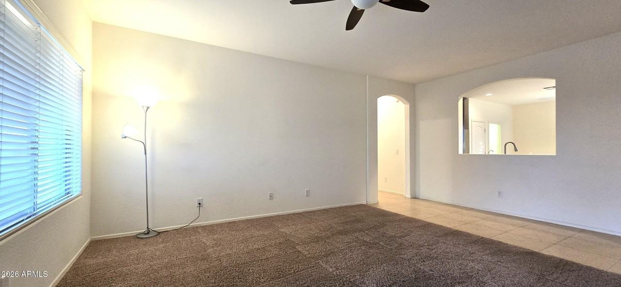 2804 E Santa Fe Ct - Photo 7 of 37