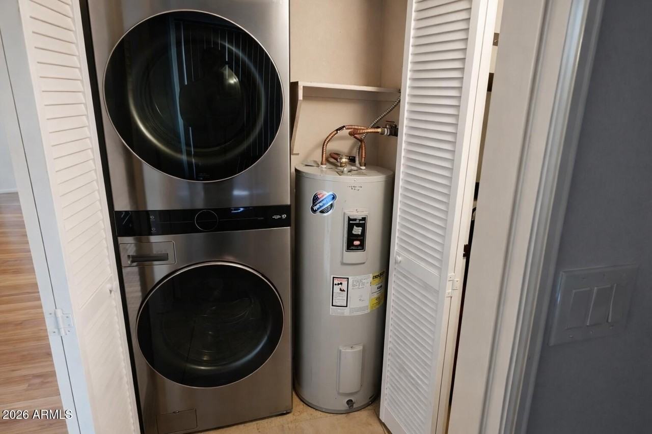 9275 E Mission Ln Unit 211 #211 - Photo 5 of 11