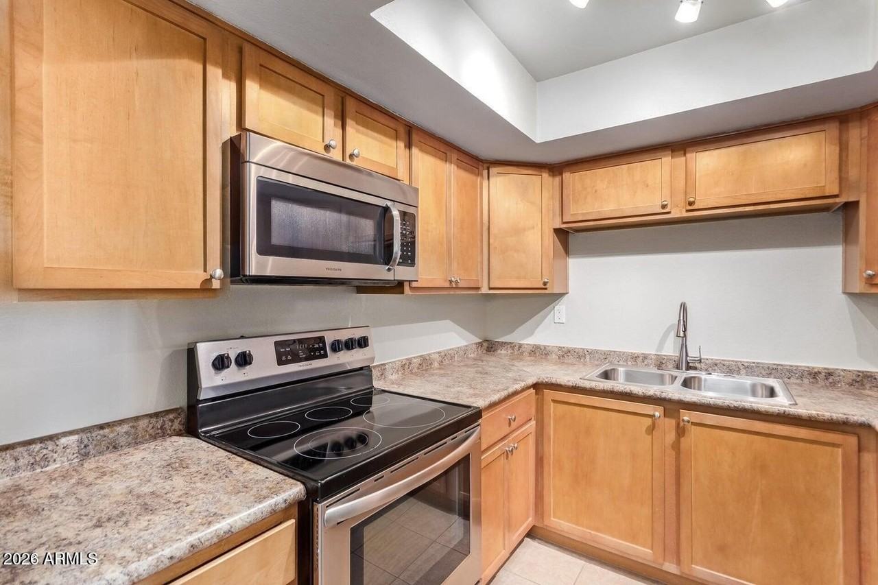 8256 E Arabian Trl Unit 243 #243 - Photo 6 of 29