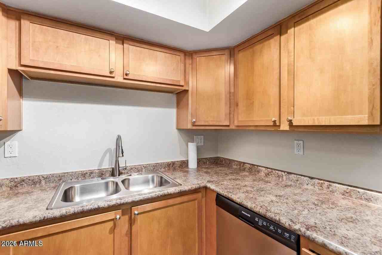 8256 E Arabian Trl Unit 243 #243 - Photo 7 of 29