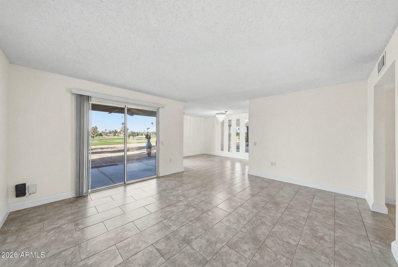 19446 N Star Ridge Dr - Photo 6 of 35