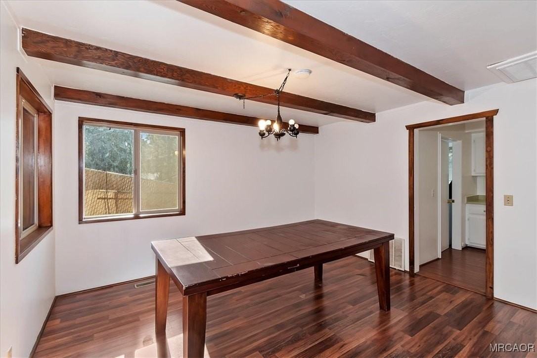 383 Catalina Rd - Photo 4 of 40