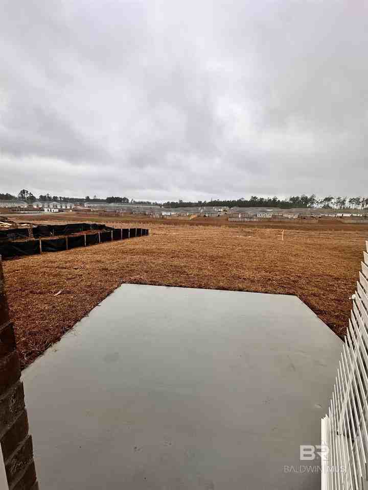 32503 Revere Dr - Photo 3 of 11