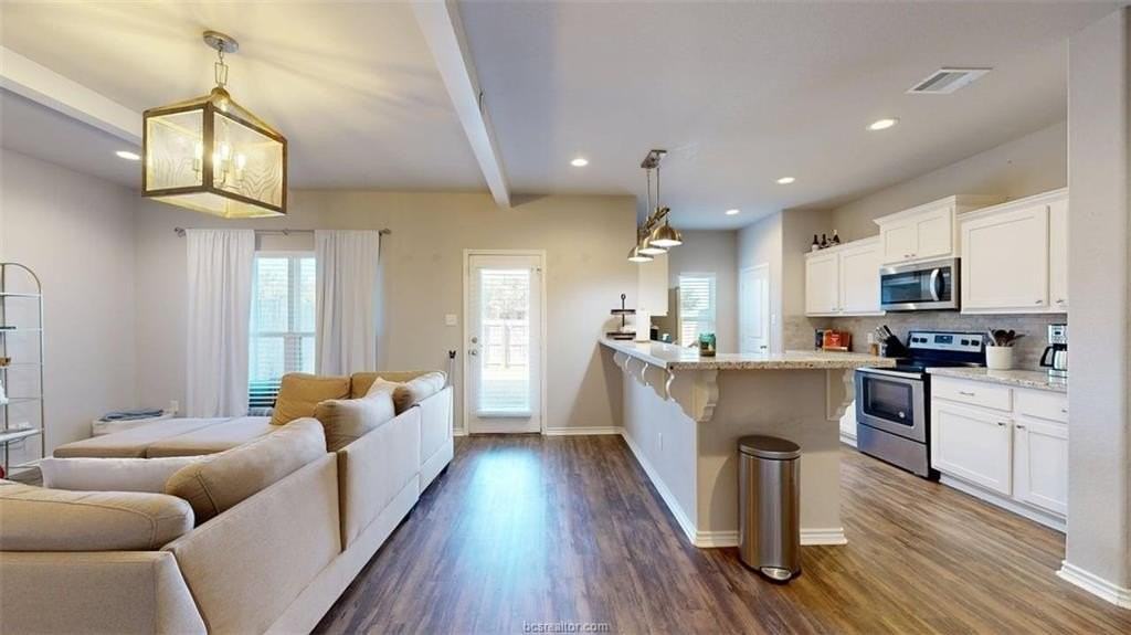 2941 Papa Bear Dr - Photo 6 of 32