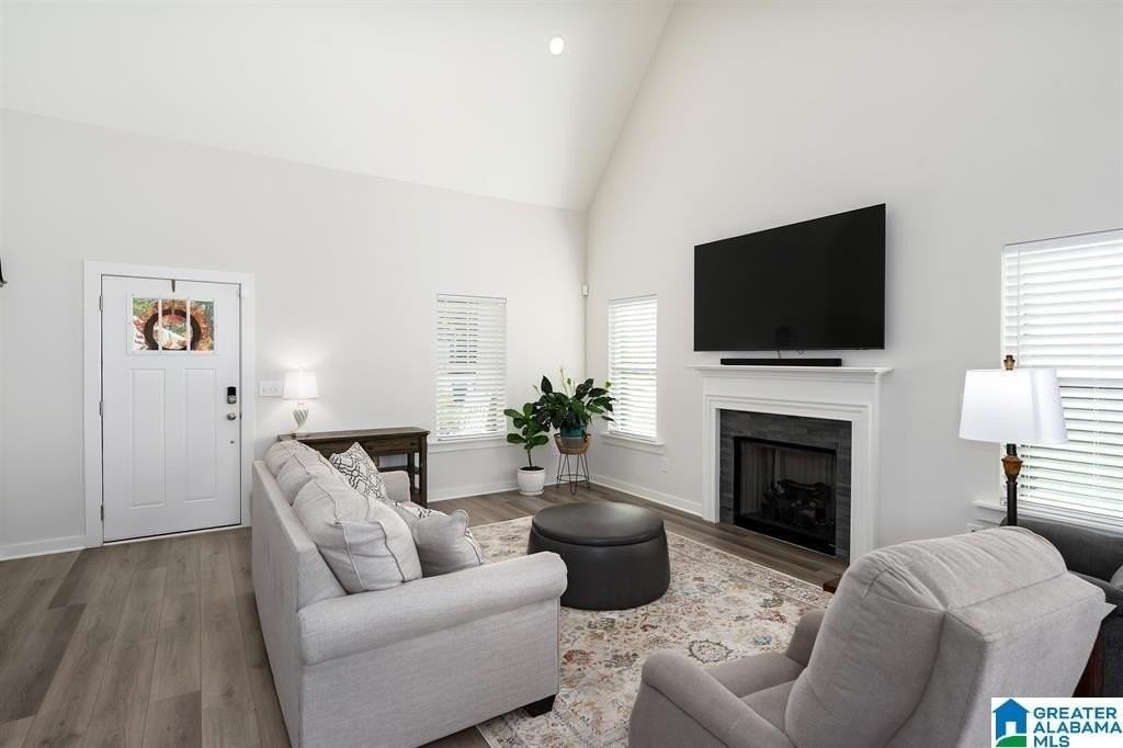 164 Barimore Blvd - Photo 6 of 25