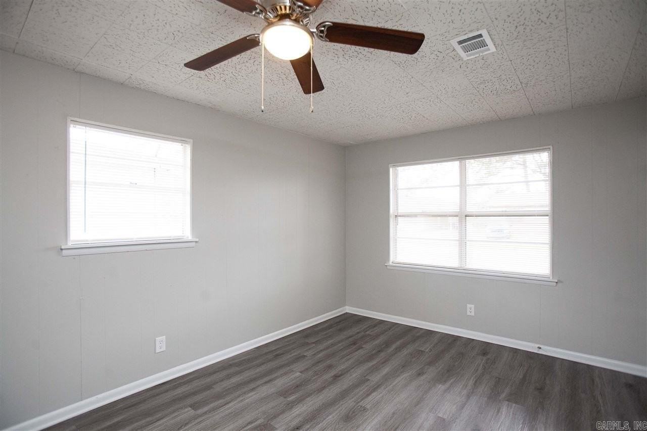 1008 Healy St - Photo 5 of 11