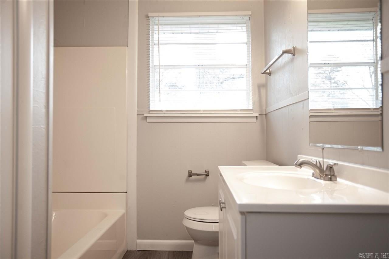 1008 Healy St - Photo 6 of 11