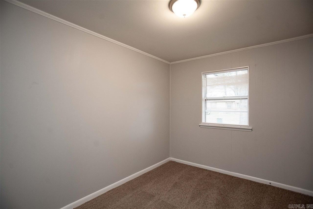 1008 Healy St - Photo 7 of 11