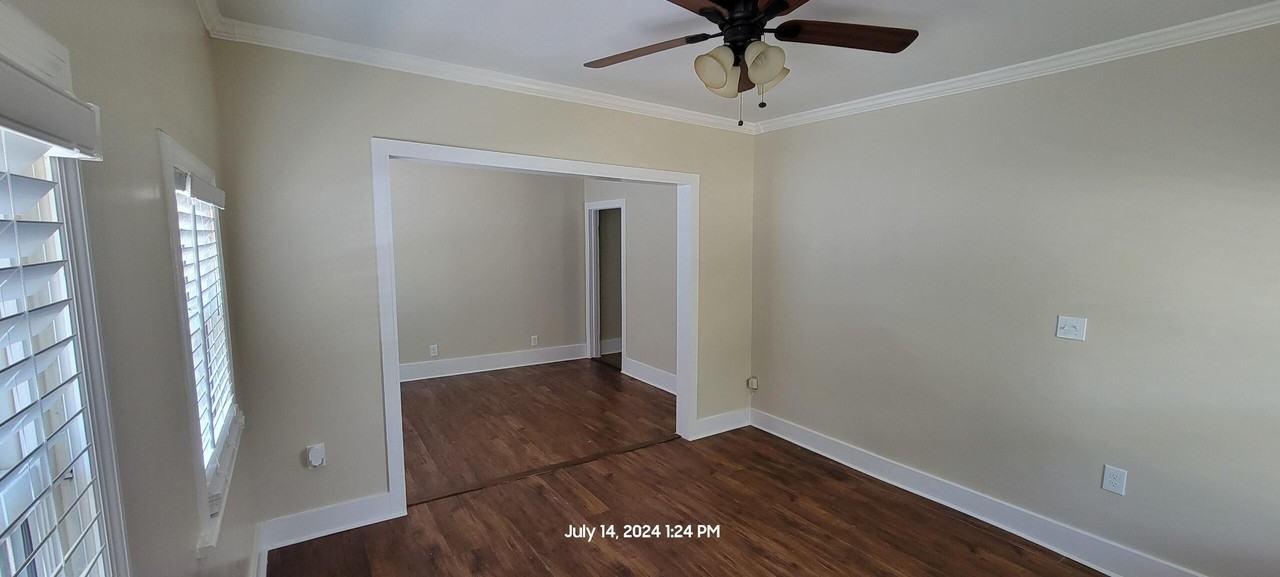 816 Indian Ave - Photo 4 of 19