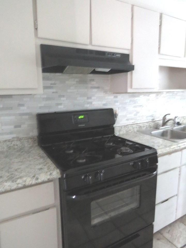 900 Arlington Dr - Photo 7 of 16