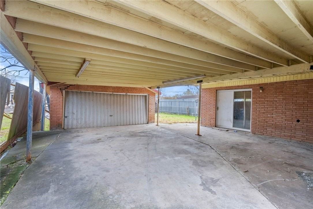 2622 Cloyde St - Photo 2 of 8