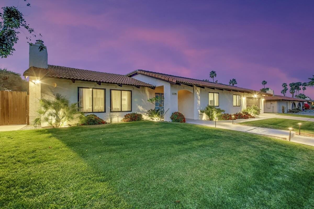 2230 Tamarisk Rd - Photo 3 of 50