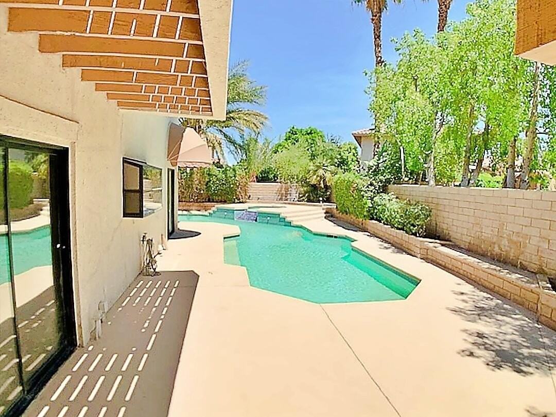 78875 Aurora Way - Photo 2 of 7