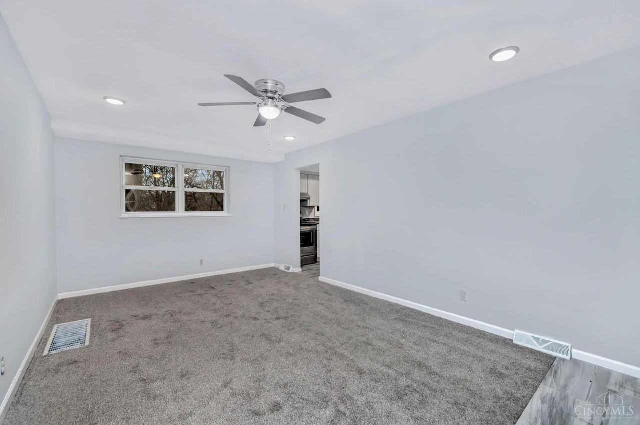 4284 Foley Rd - Photo 4 of 34