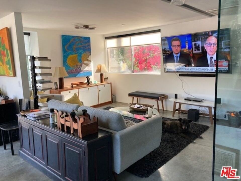 6127 Glen Tower St - Photo 7 of 13