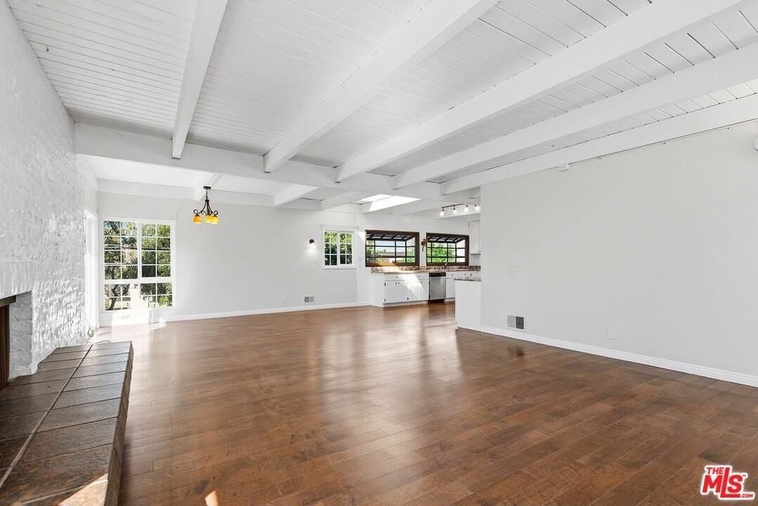 3900 Pacific Ave Apt 1 #1 - Photo 3 of 37