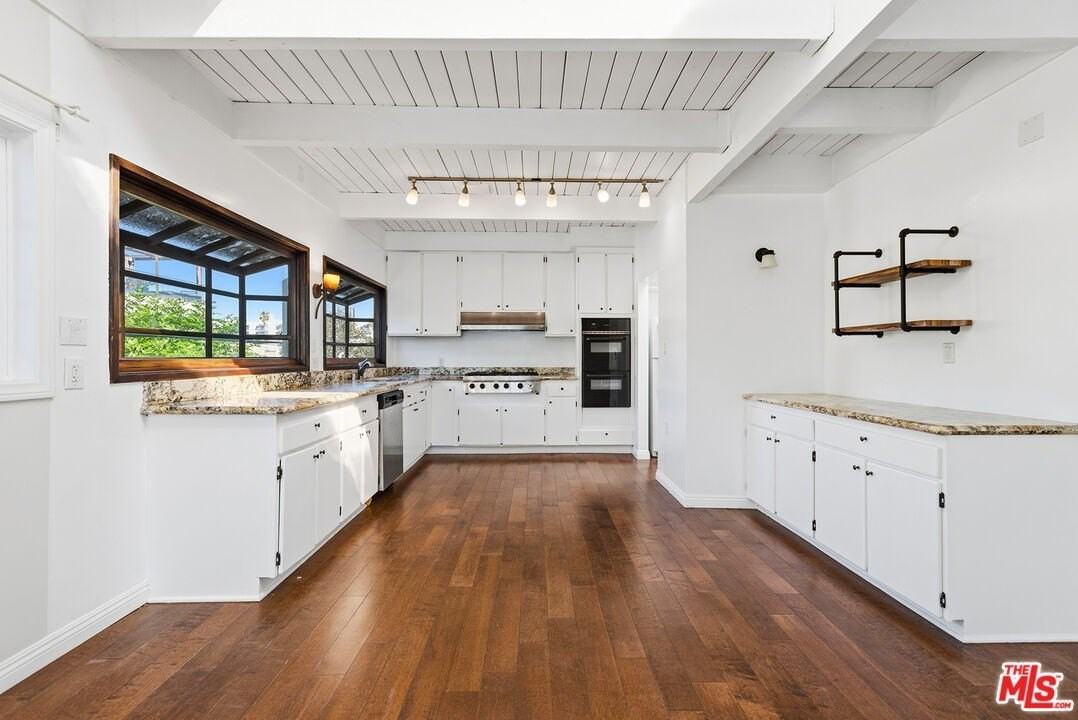 3900 Pacific Ave Apt 1 #1 - Photo 6 of 37