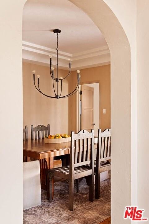 1363 Spazier Ave - Photo 5 of 18