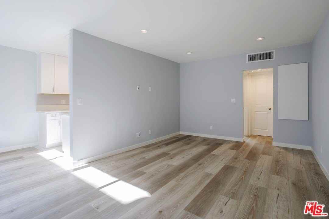 1116 San Rafael Ave Apt 2 #2 - Photo 4 of 16