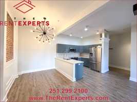 featured image of 360 Dauphin St