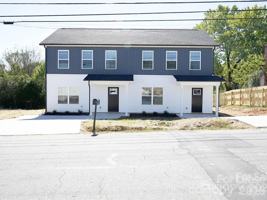 featured image of 816 Fairview St Unit A #A