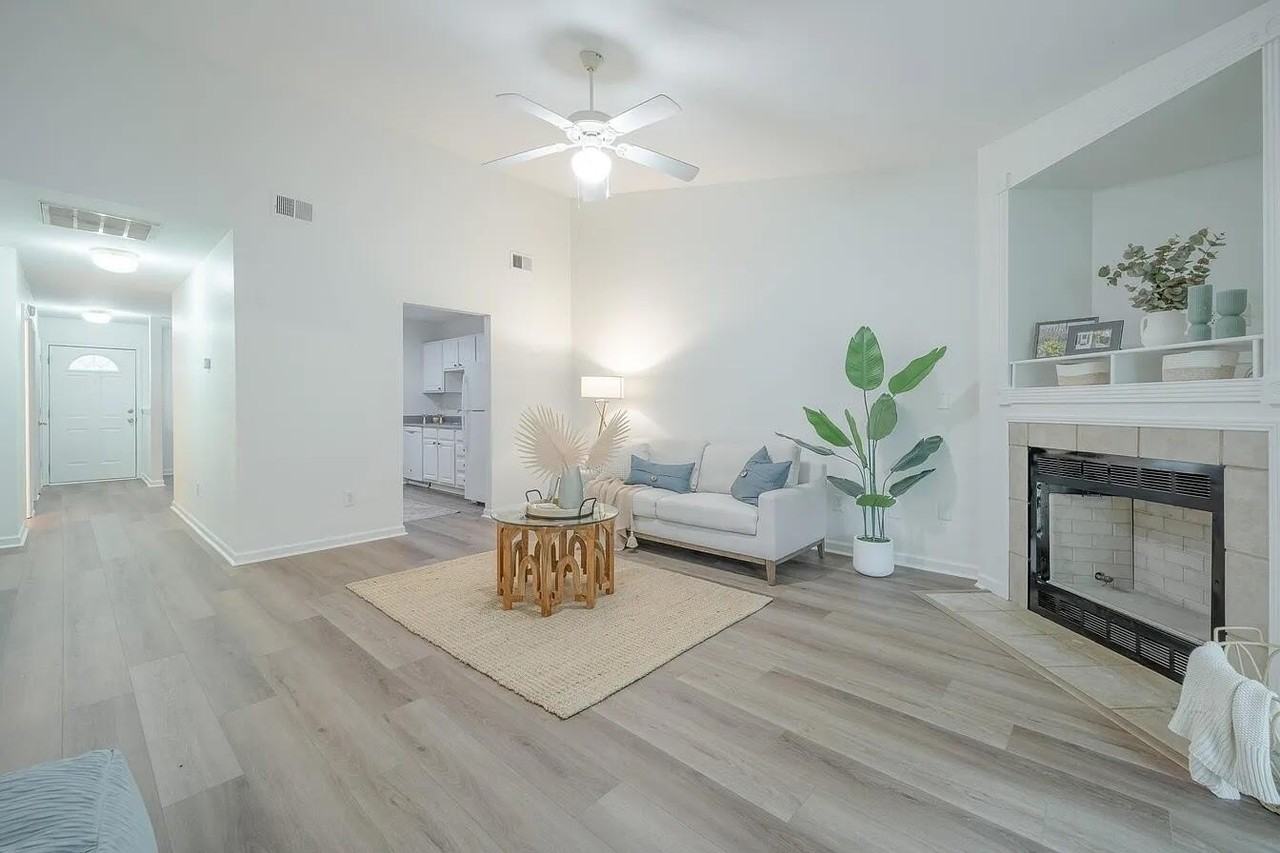 1687 Dexter Ln - Photo 7 of 27