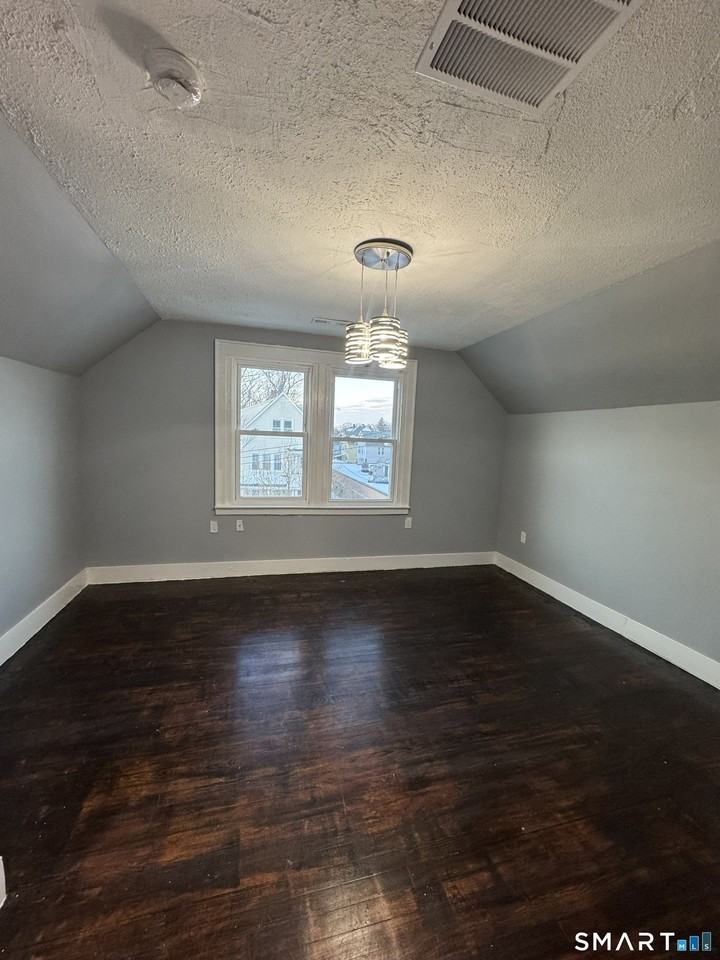 10 Lester St Apt 3 #3 - Photo 4 of 10