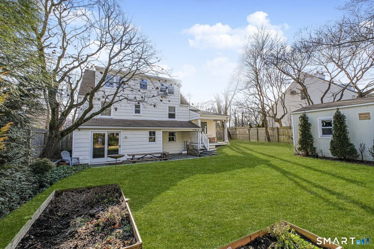 1 Old Kings Hwy - Photo 6 of 37