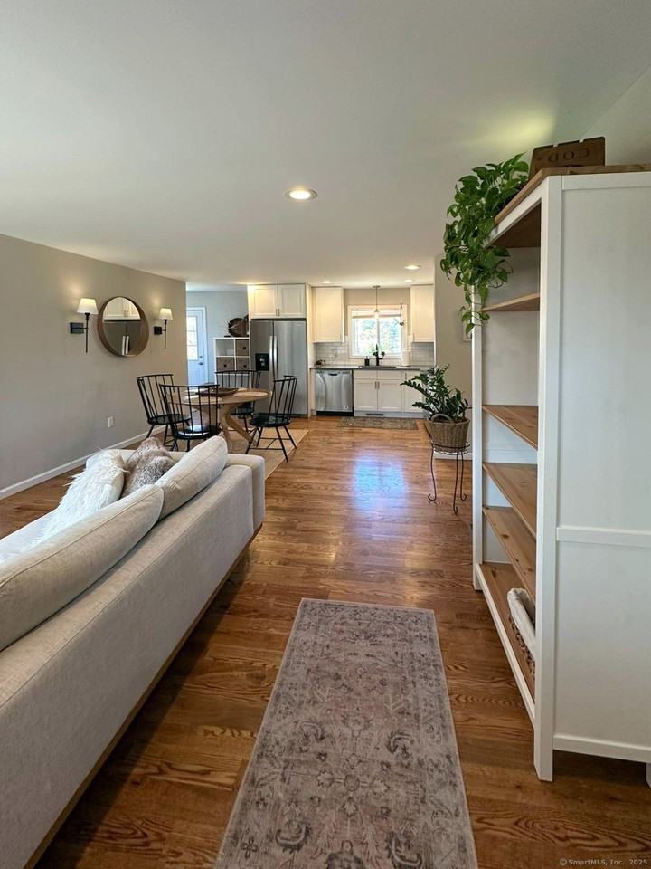 55 Overbrook Rd - Photo 5 of 21