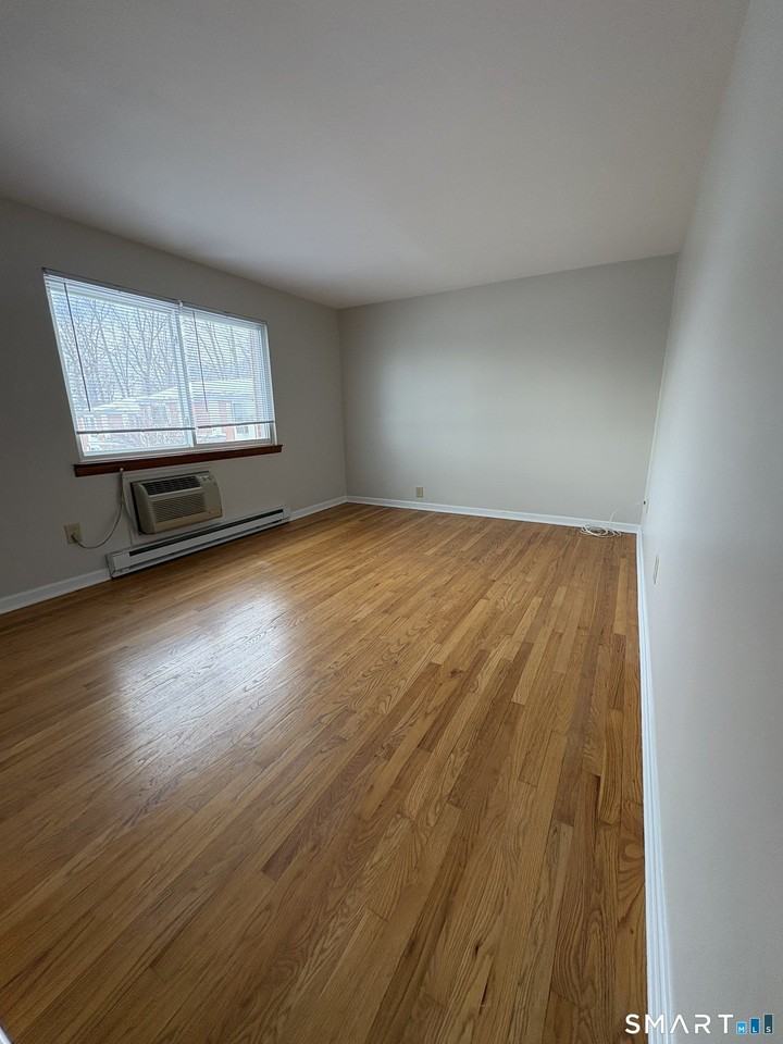 273 Queen St Apt 17c #17C - Photo 6 of 8