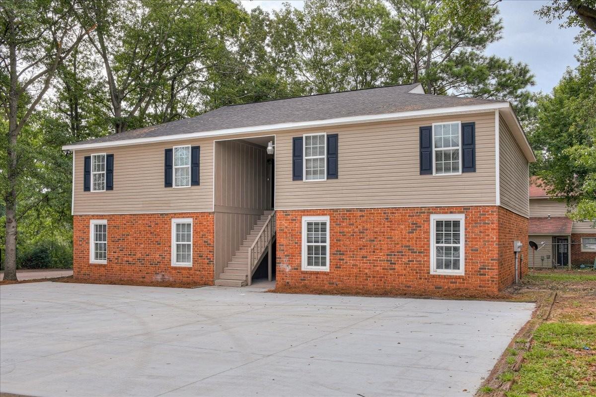 Colton Woods Apartments - Photo 2 of 24