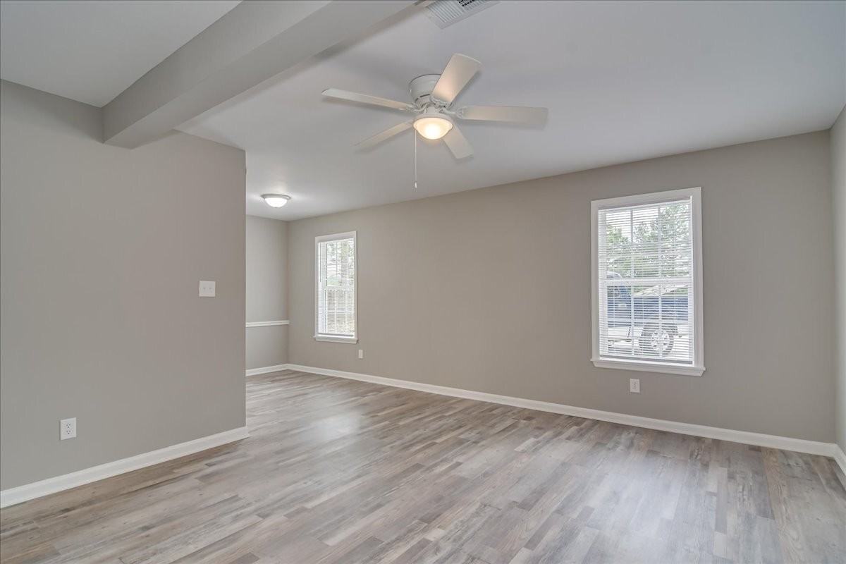 Colton Woods Apartments - Photo 6 of 24