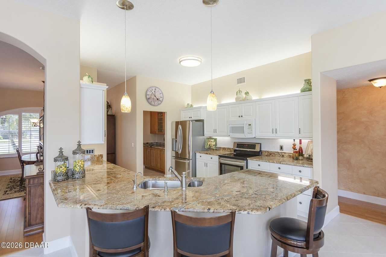 6391 Nika Ct - Photo 7 of 24