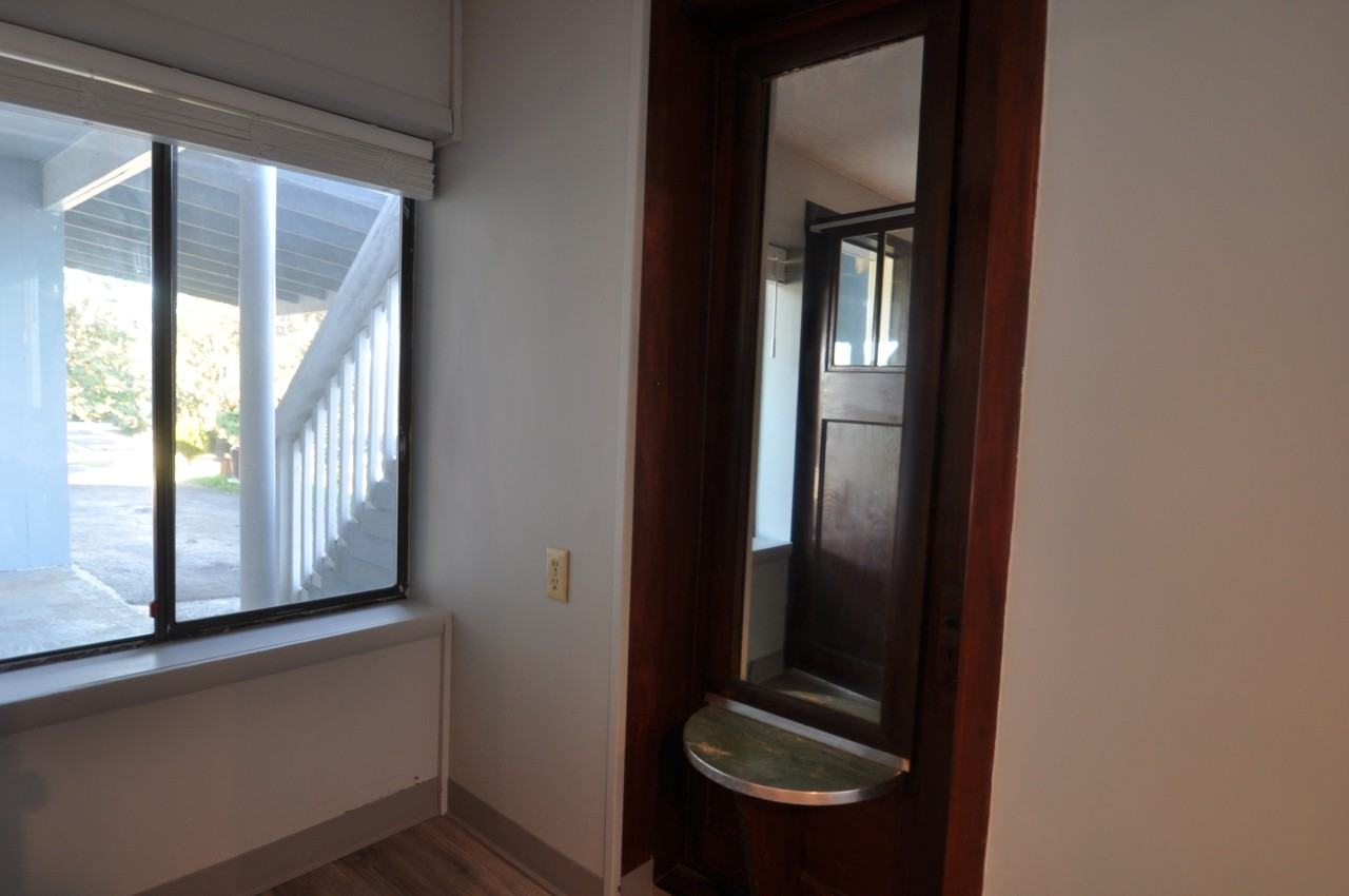 1835 5th Street - Photo 2 of 11