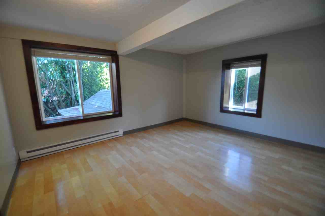 1835 5th Street - Photo 6 of 11