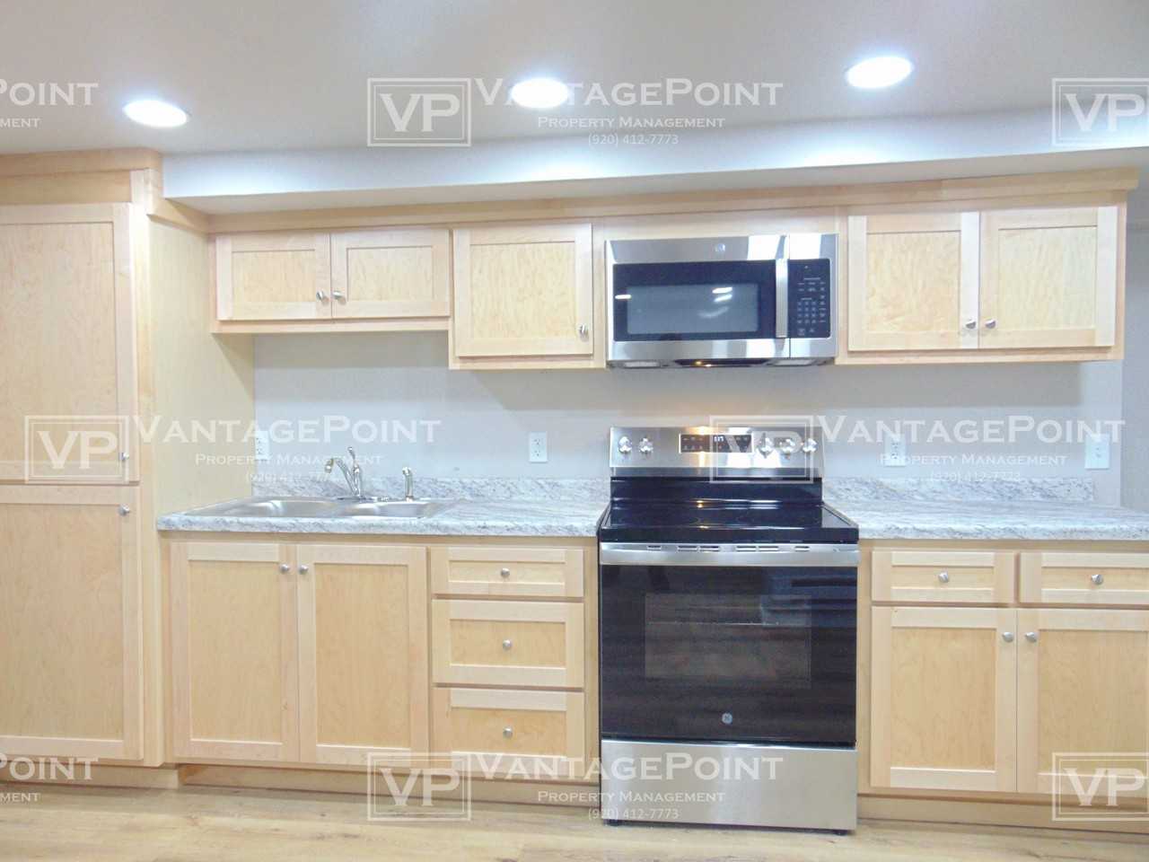 503 North Broadway - Photo 4 of 15