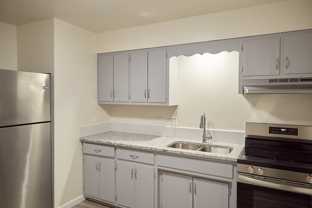 405.5-411 Mondamin - Photo 1 of 1