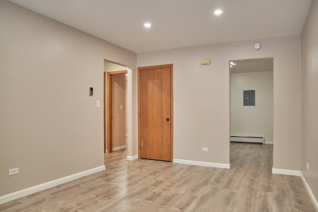 405.5-411 Mondamin - Photo 7 of 7