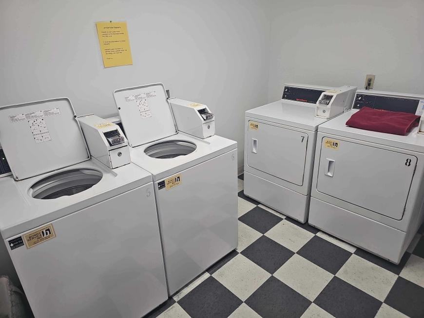 20964 Vanowen St - Photo 6 of 10