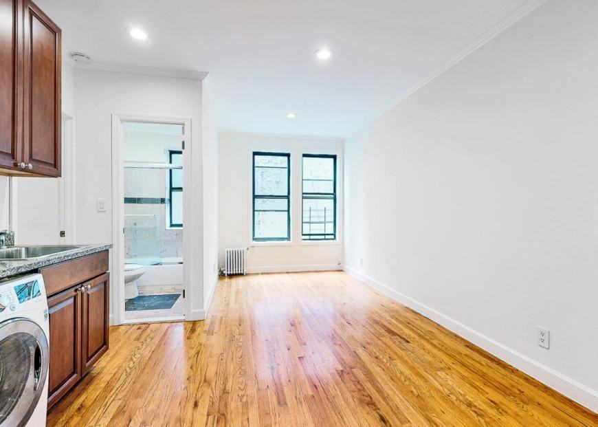 474 W 150th St - Photo 2 of 7