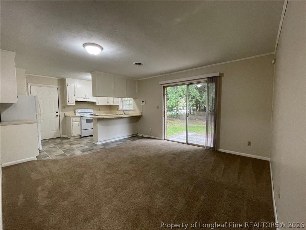 4912 Rosehill Rd - Photo 4 of 14