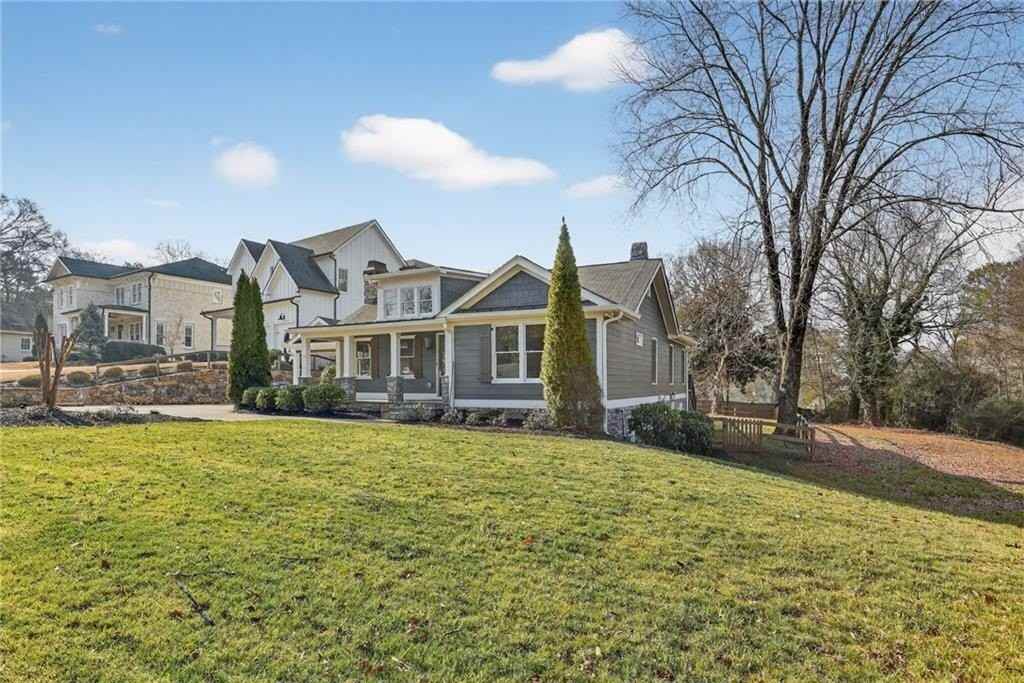 86 Woodstock Rd - Photo 2 of 27