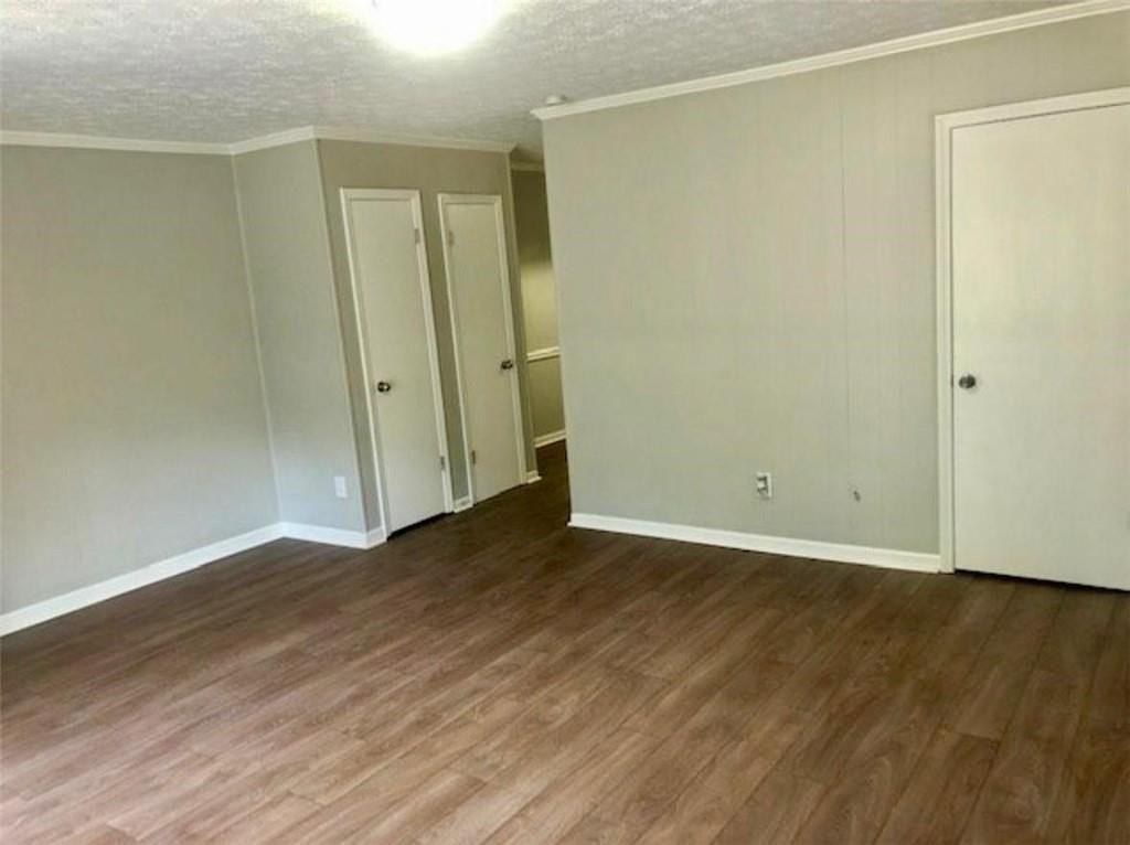 4771 Valley Dale Dr Sw - Photo 4 of 13