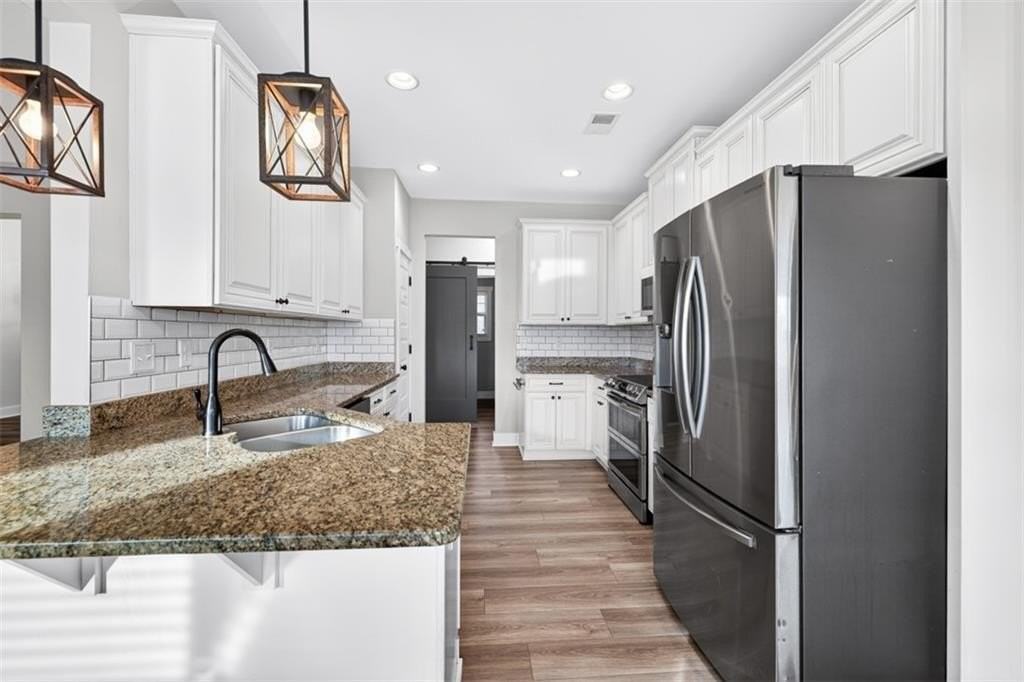 612 Quail Ct - Photo 7 of 32