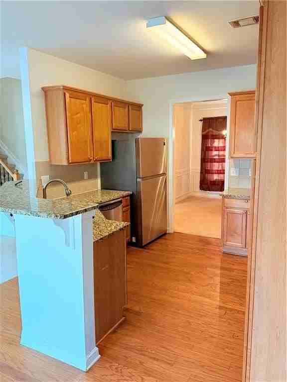 549 Granite Ct - Photo 4 of 10