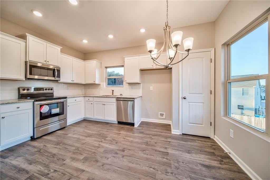 21 Belfield Ct - Photo 2 of 50