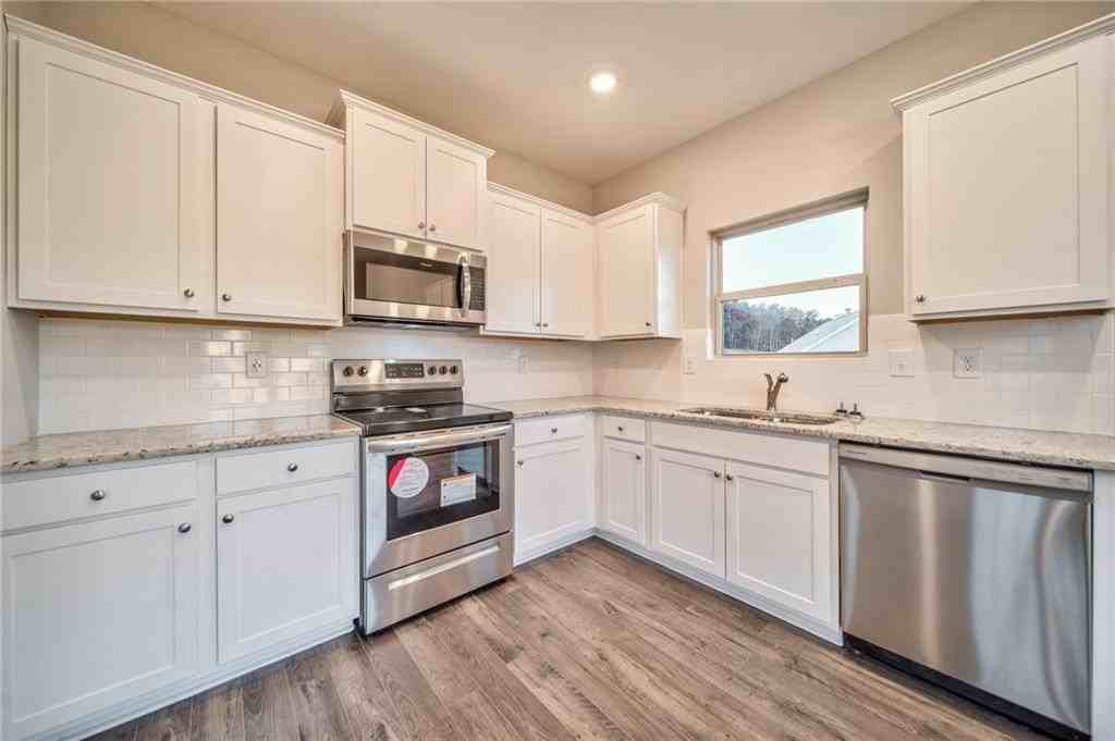 21 Belfield Ct - Photo 5 of 50